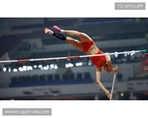 撑杆跳起跳节奏配合完美：让每一次跃升成为乐章