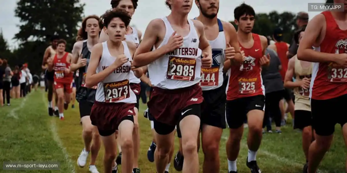 🎮潮流周边，让热爱从赛场延伸到生活！🌟